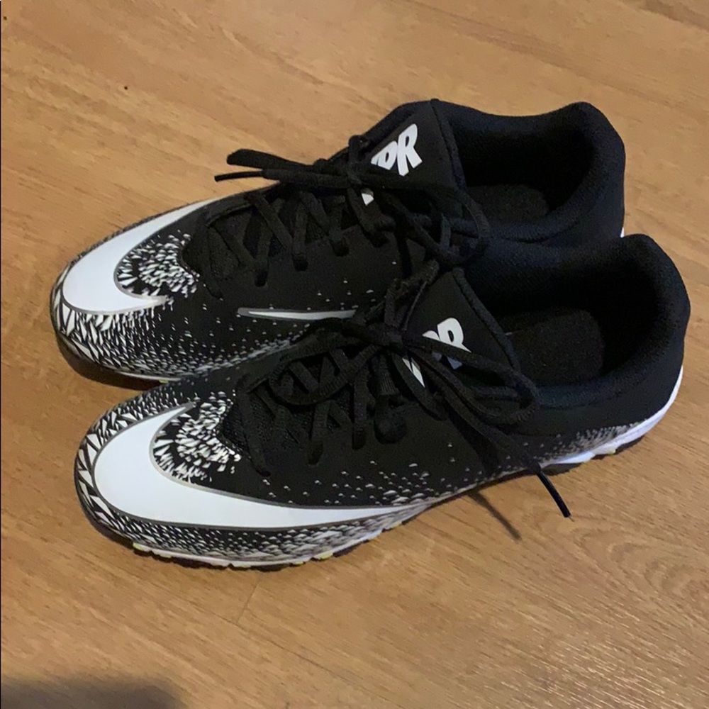 Brand New Men’s Nike Cleats